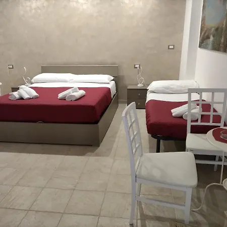 Bed & Breakfast Beb Lungo Tiflis Matrimoniale, Quadrupla Bitonto