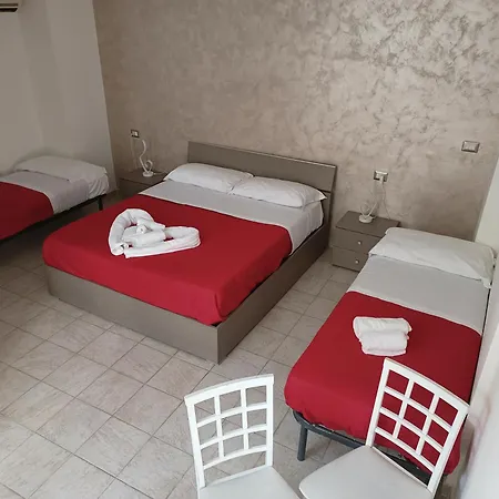 Beb Lungo Tiflis Matrimoniale, Quadrupla Bed & Breakfast Bitonto